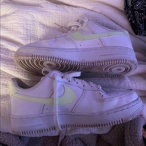 Nike air forces, green swoosh